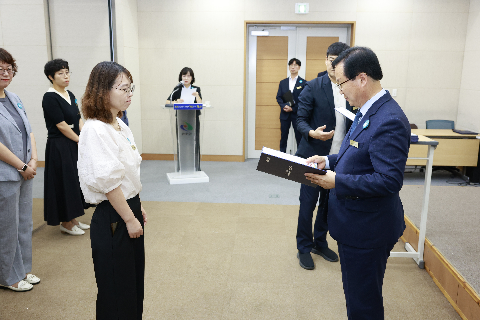 하반기 사령교부 6급이상 (185).JPG