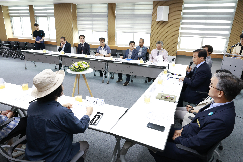 완주경제 소중한 인연 프로젝트 업무협약식 (10).JPG