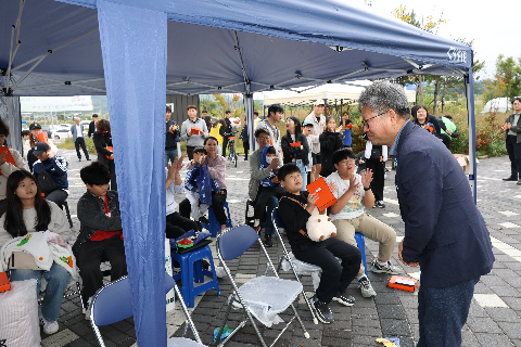 사랑드리봉사회와 함께하는 '초록발거음' (35).JPG