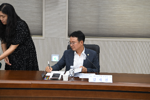 중소기업 공공판로 지원을 위한 업무협약 (26).JPG
