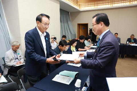 완주 대도약 발전위원회 출범식 (108).JPG