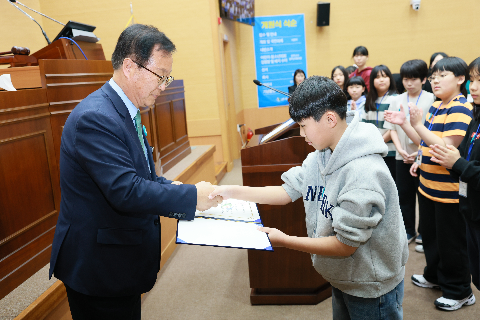 완주군 어린이·청소년의회 개원식 (25).JPG