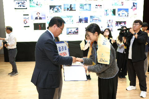 완주아동권리영화제 시상식 (32).JPG