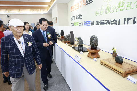 수석인 연합회 회원전 (15).JPG