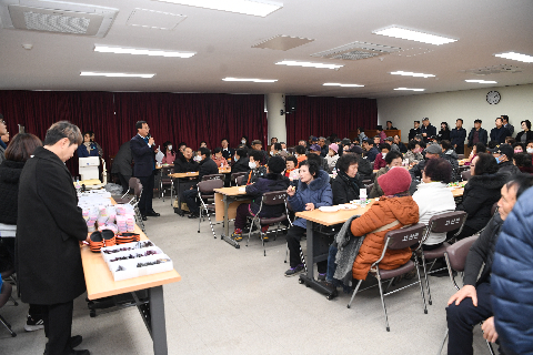 느티나무봉사단 안경봉사 나눔행사 (12).JPG