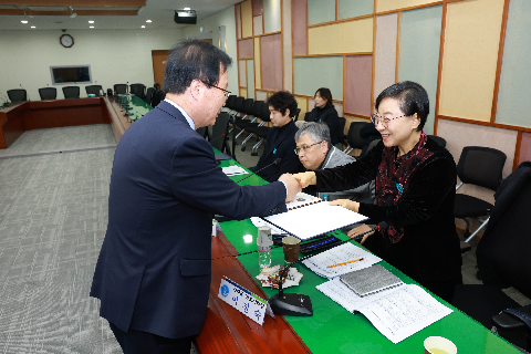 완주군 통합지원협의체 위촉식 (27).JPG