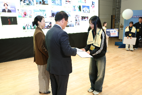 완주아동권리영화제 시상식 (107).JPG