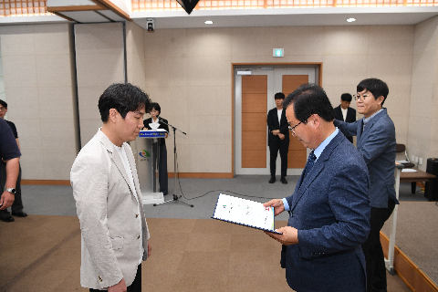 하반기 정기인사 사령교부 (181).JPG