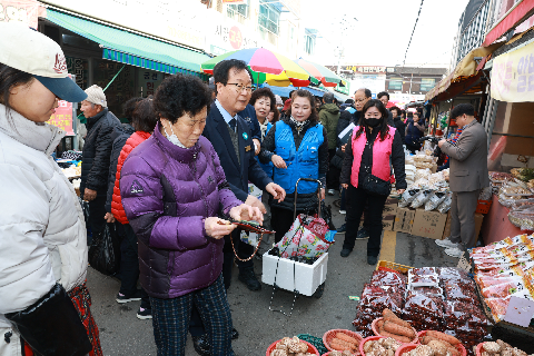 전주상공회의소 설맞이 전통시장 이용 캠페인 (19).jpg