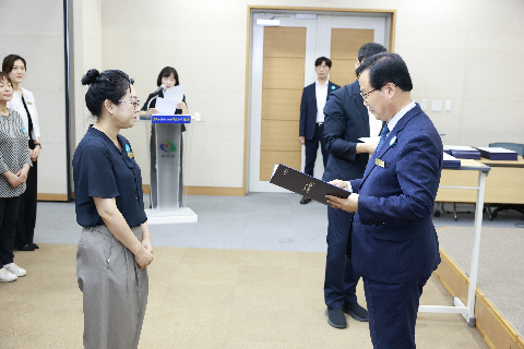 하반기 사령교부 6급이상 (60).JPG