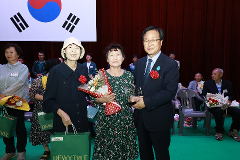 효도대상 시상 및 어르신 위안행사 (90).JPG