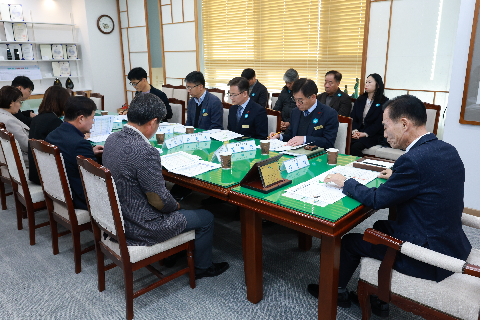 1일군수제 및 한우협회 물품 전달식 (28).JPG