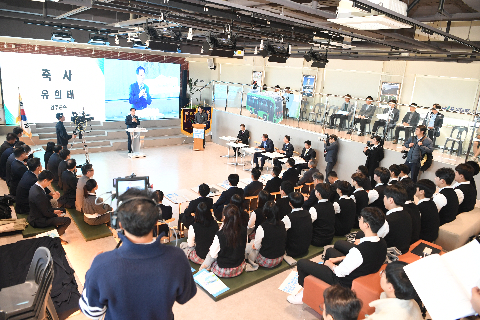 완주군 수소산업 발전전략 포럼 (17).JPG