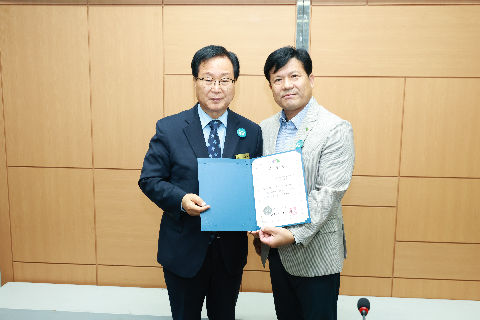 완주군민의날 행사 추진위원회 위촉식 (26).JPG
