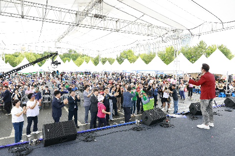 제60회 군민의날 대축제 (189).JPG