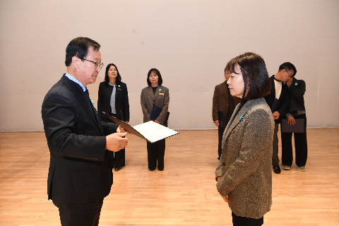 직원월례회 (38).JPG