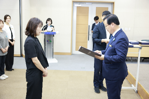 하반기 사령교부 6급이상 (62).JPG