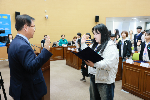 완주군 어린이·청소년의회 개원식 (116).JPG