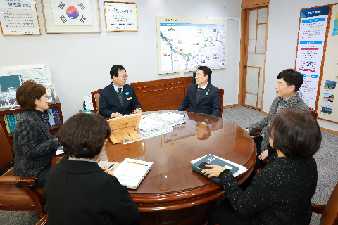 아데카코리아 기탁금 전달식 (4).JPG