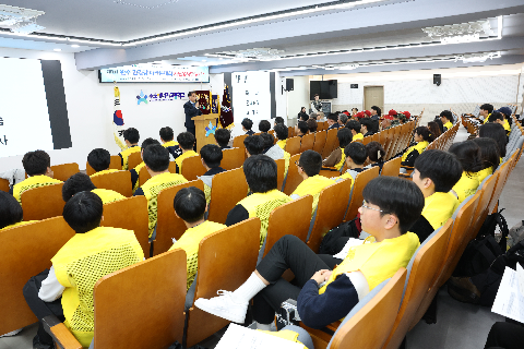 제1회 완주만경강 마라톤대회 자원봉사단 발대식 (4).JPG