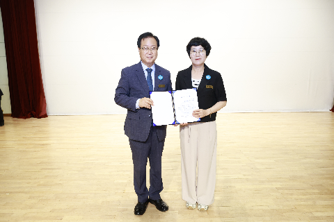 직원월례회 (35).JPG
