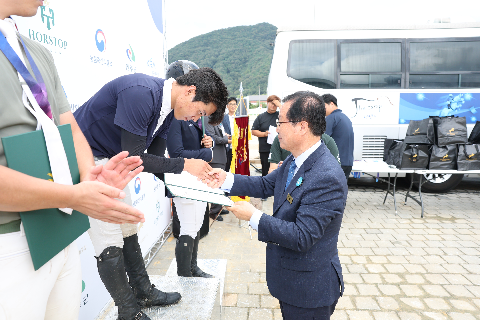 제1회 완주군 공공승마장 전국승마대회 (32).JPG