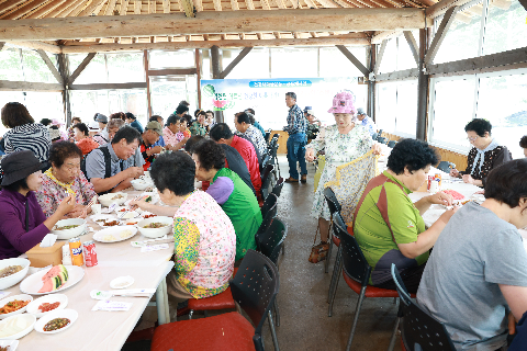 경천면 어르신 삼계탕데이 (12).JPG