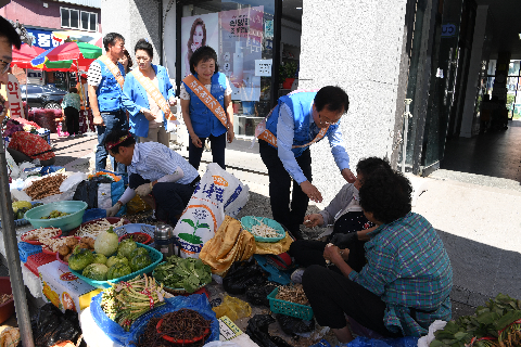 추석명절맞이 장보기행사(고산) (27).JPG
