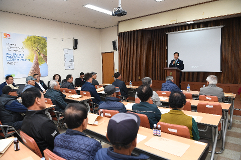 화산면 노인회 정기 총회 (7).JPG