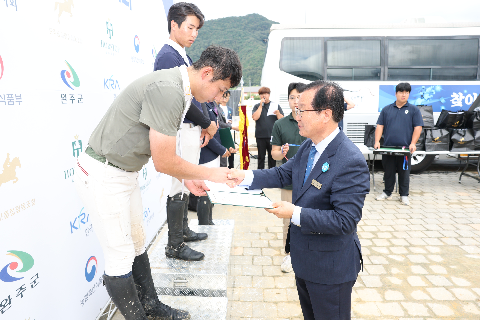 제1회 완주군 공공승마장 전국승마대회 (28).JPG