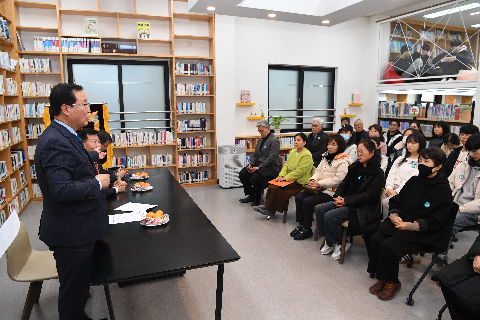 철쭉작은도서관 새단장 재 오픈식 (9).JPG