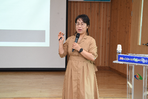 고위직공무원 4대폭력 예방교육 (9).JPG