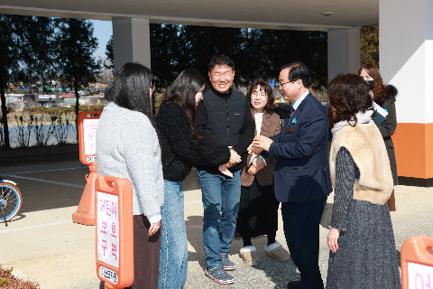 설맞이 군부대 및 사회복지시설 방문 (2).JPG