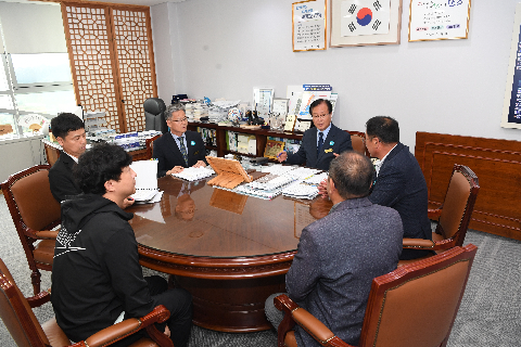 대한한돈협회 이웃돕기 후원물품 전달식 (6).JPG
