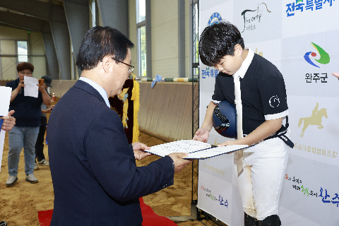 제2회 만경강배 승마대회 (10).JPG