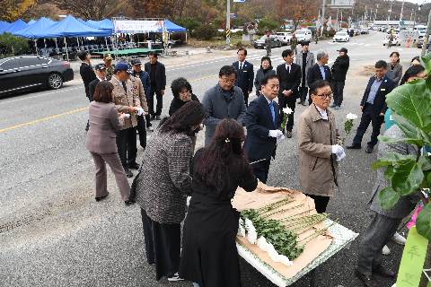 일문구의사 추모행사 (34).JPG