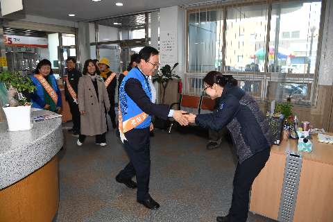 설맞이 고산시장 장보기 행사 (36).JPG