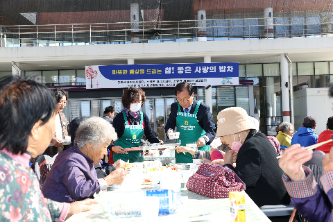 소양면 사랑의 밥차 행사 (40).JPG