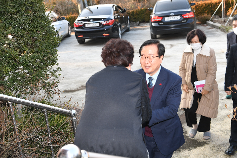 설맞이 군부대및 사회복지시설방문 (70).JPG