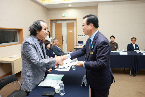 완주 대도약 발전위원회 출범식 (83).JPG