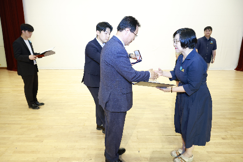 직원월례회 (11).JPG