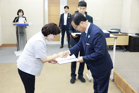 하반기 사령교부 6급이상 (37).JPG