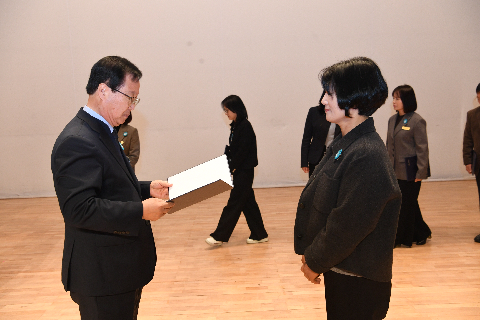 직원월례회 (34).JPG