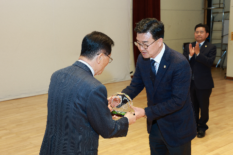 대한노인회 완주군지회 정기총회 및 지도자교육 (8).JPG