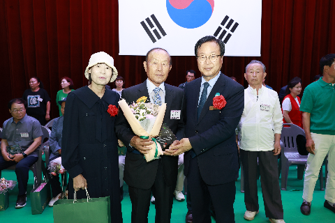 효도대상 시상 및 어르신 위안행사 (54).JPG