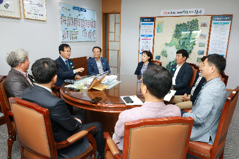 완주군체육회 영남산불 성금 전달식 (8).JPG