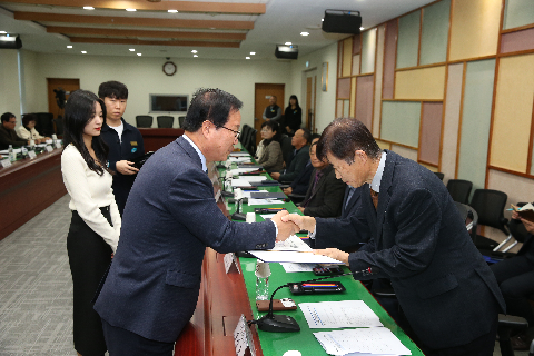 렴군민감사관 위촉식 (44).JPG
