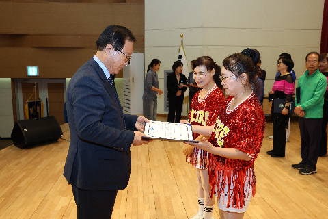 완주체육회장배 건강체조 경연대회 (96).JPG