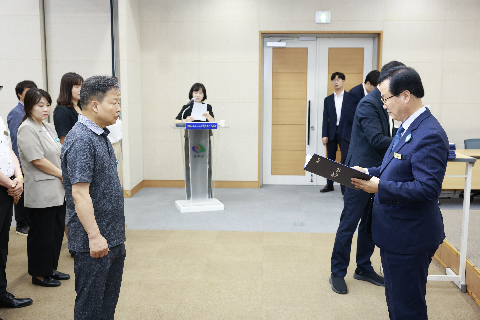 하반기 사령교부 6급이상 (159).JPG