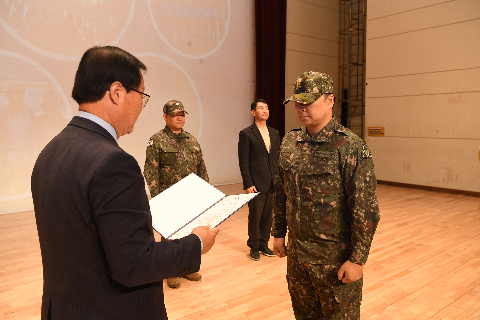 직원월례회 (56).JPG